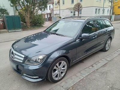 Gebraucht Mercedes C180 Avantgarde 156 PS (114 kW) 2014 Grau Kombi