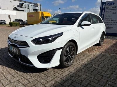 Gebraucht Kia Ceed Sportswagon Vision 141 PS (103 kW) 2022 Weiss Kombi