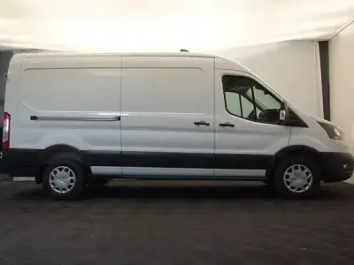 Gebraucht Ford Transit 131 PS (96 kW) 2023 Weiß Van