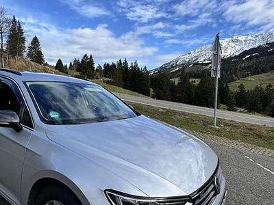 Gebraucht VW Passat Comfortline 150 PS (110 kW) 2019 Kombi