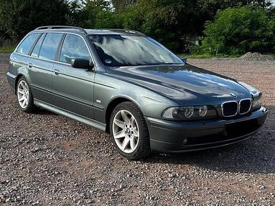 BMW 525