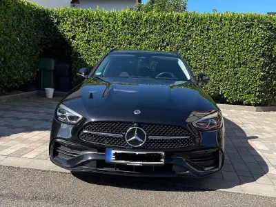 Usata Mercedes C220 AMG 200 CV (147 kW) 2023 Nero Station wagon