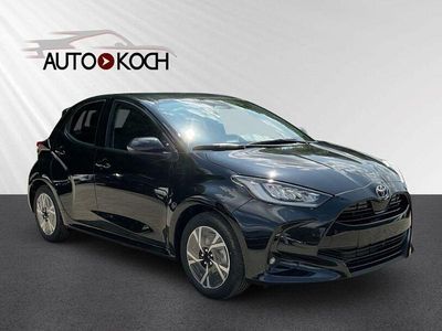 Neu Toyota Yaris Hybrid 116 PS (85 kW) 2025 Schwarz Kleinwagen