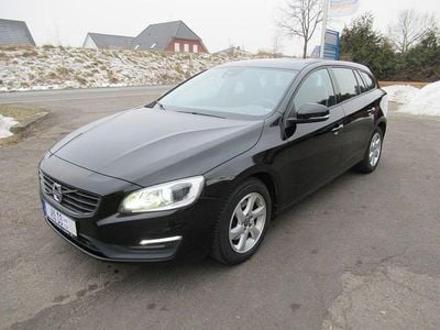 Schwarz Gebraucht 2016 Volvo V60 Business Edition Kombi | 7.490 € (Fairer Preis)