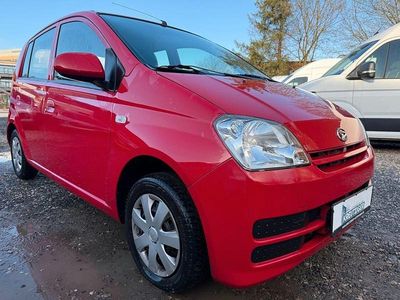 Gebraucht Daihatsu Cuore Plus 58 PS (42 kW) 2006 Rot Kleinwagen