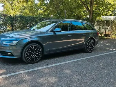 Gebraucht Audi A4 204 PS (150 kW) 2012 Grau Kombi