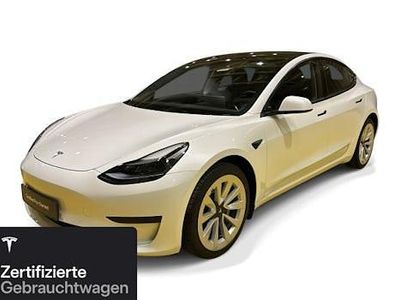 Weiß Gebraucht 2022 Tesla Model 3 Standard Range Limousine | 28.200 € (Fairer Preis)