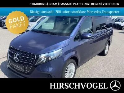 Gebraucht Mercedes V220 163 PS (119 kW) 2025 Blau Van / Kleinbus