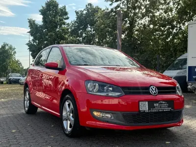 Gebraucht VW Polo Comfortline 69 PS (50 kW) 2009 Rot Kleinwagen