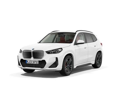 Alpinweiss iii Neu 2025 BMW iX1 M Sport SUV | 69.240 €