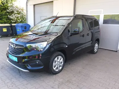 Neu Opel Combo-e Life Ultimate 100 kW (136 PS) 2025 Schwarz Van / Kleinbus