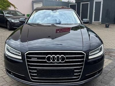 Audi A8L