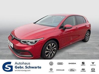 Gebraucht VW Golf VIII Active 131 PS (96 kW) 2022 Rot Limousine