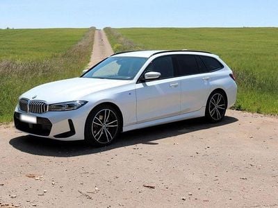Gebraucht BMW 320 M Sport 190 PS (139 kW) 2023 Weiß Kombi