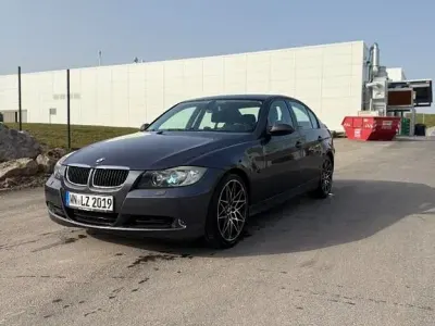 Gebraucht BMW 320 Performance 150 PS (110 kW) 2005 Grau Limousine
