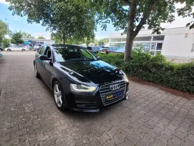 Gebraucht Audi A4 Attraction 150 PS (110 kW) 2014 Schwarz Limousine