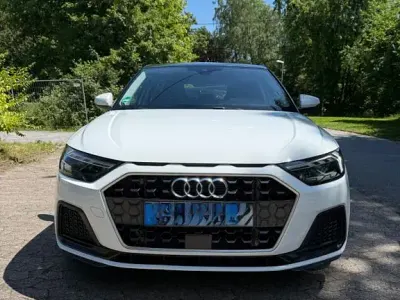Gebraucht Audi A1 Sportback Comfort 116 PS (85 kW) 2019 Weiß Kleinwagen