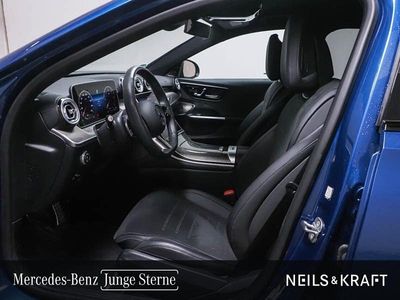 Gebraucht Mercedes C300 AMG 265 PS (194 kW) 2025 Metalliclack spektralblau Limousine