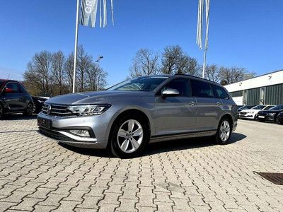 Gebraucht VW Passat Conceptline 150 PS (110 kW) 2021 Pyritsilber metallic Kombi