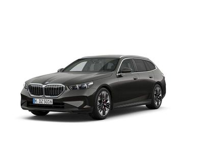 Gebraucht BMW 540 M Sport 286 PS (210 kW) 2024 Grau Kombi