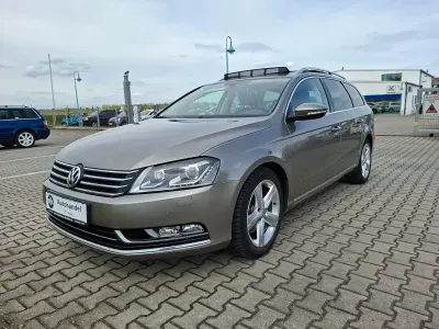 Używany VW Passat Highline 170 KM (125 kW) 2012 Brązowy Kombi