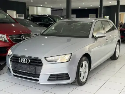 Gebraucht Audi A4 Sport 150 PS (110 kW) 2019 Silber Kombi