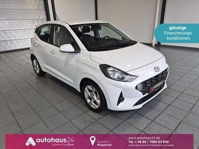 Gebraucht Hyundai i10 Trend 67 PS (49 kW) 2022 Weiß Kleinwagen