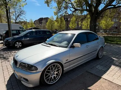 Gebraucht BMW 328 193 PS (141 kW) 1998 Silber Limousine