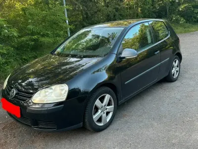 Używany VW Golf V 75 KM (55 kW) 2004 Czarny Hatchback