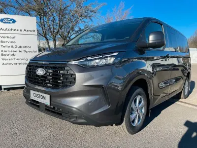 Gebraucht Ford Tourneo Custom Trend 136 PS (100 kW) 2026 Grau Van