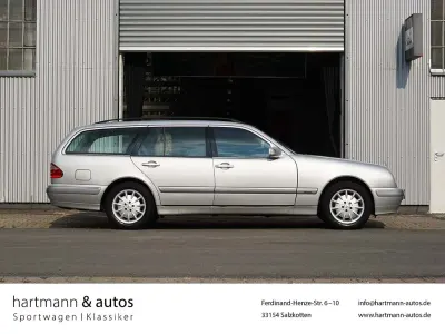 Gebraucht Mercedes E240 Elegance 170 PS (125 kW) 1999 Silber Kombi