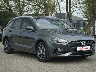 gebraucht Hyundai i30 cw 1.5DPI Sitzheizung Tempomat Bluetooth