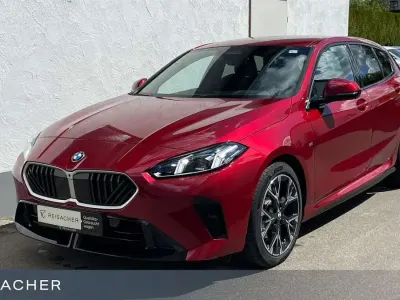 Gebraucht BMW 120 Efficient Dynamics 163 PS (119 kW) 2025 Fire red metallic Kleinwagen
