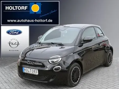 Second-hand Fiat 500e Icon 86 kW (118 CP) 2022 Negru Berlinǎ