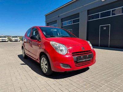 Usado Suzuki Alto Basic 68 HP (50 kW) 2014 Vermelho Citadino