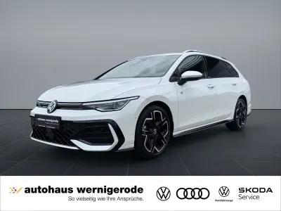 Gebraucht VW Golf VIII R-line 150 PS (110 kW) 2025 Weiß Kombi