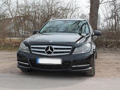Gebraucht Mercedes C220 Avantgarde 170 PS (125 kW) 2012 Schwarz Kombi
