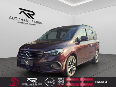 Usata Mercedes T180 Style 131 CV (96 kW) 2023 Rosso Monovolume
