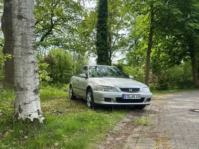 Gebraucht Honda Accord 136 PS (100 kW) 1999 Grau Limousine