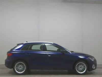 Gebraucht Audi A3 Advanced 150 PS (110 kW) 2021 Navarrablau metallic Limousine
