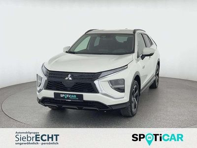 Weiß (metallic) Gebraucht 2022 Mitsubishi Eclipse Cross SUV | 19.470 € (Guter Preis)