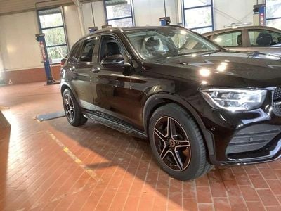 Gebraucht Mercedes GLC200 211 PS (155 kW) 2020 Schwarz SUV