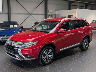 Gebraucht Mitsubishi Outlander Active 150 PS (110 kW) 2019 Rot SUV