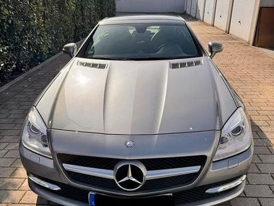 Gebraucht Mercedes SLK200 184 PS (135 kW) 2012 Andere farben Cabrio