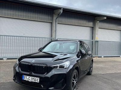 Gebraucht BMW iX1 M Sport 230 kW (313 PS) 2023 Schwarz SUV