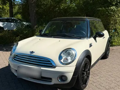 Gebraucht Mini Cooper Pepper 122 PS (89 kW) 2010 Weiß Kleinwagen