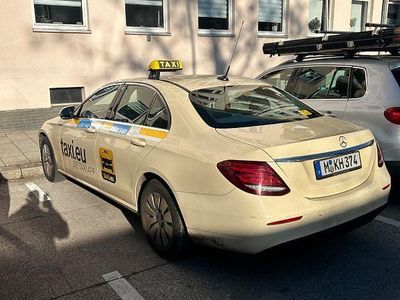 Gebraucht Mercedes 200 160 PS (117 kW) 2017 Gelb Limousine