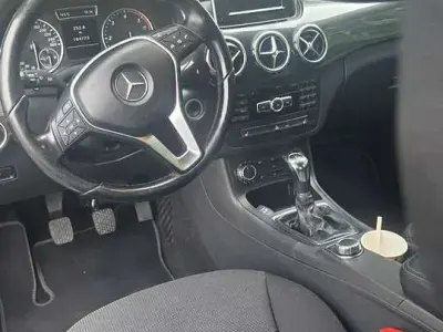 Gebraucht Mercedes B180 109 PS (80 kW) 2013 Kleinwagen