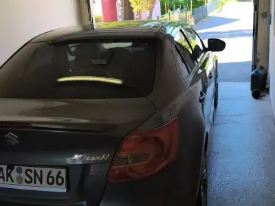 Gebraucht Suzuki Kizashi 178 PS (130 kW) 2010 Grau Limousine