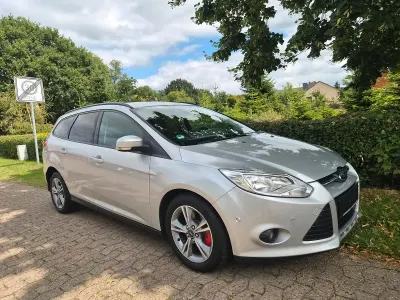 Gebraucht Ford Focus 116 PS (85 kW) 2013 Silber Kombi